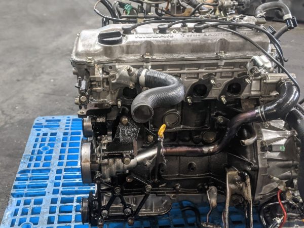 00 01 NISSAN ALTIMA 2.4L 4CYL Engine Assembly 2
